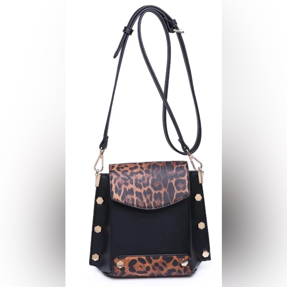 NEW Urban Expressions Taylor Asymmetrical Leopard Print Black Crossbody Bag NWOT
